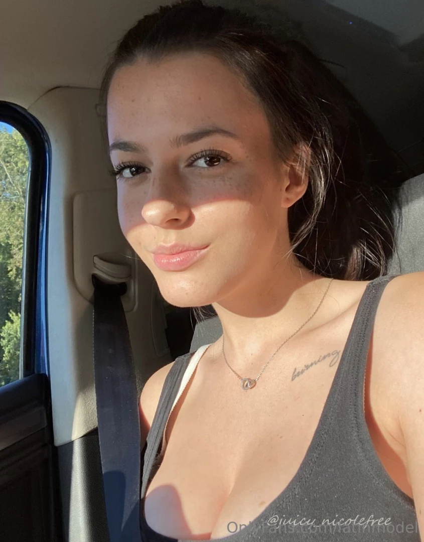 Sweet and funny but with a tight pussy to die for juicy_nicolefree part 275 