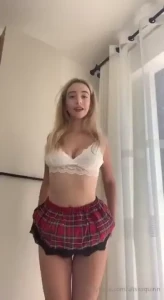 Alissaquinn1 part 3758