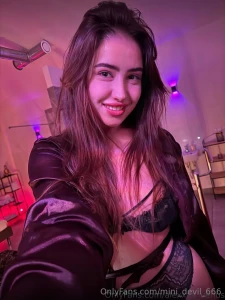 Alexxxa_venus she loves vulgarity and everything related to sex she is part 57