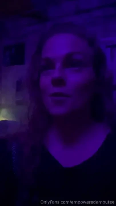 Today i have a photoshoot in a private sex dungeon check it out 
