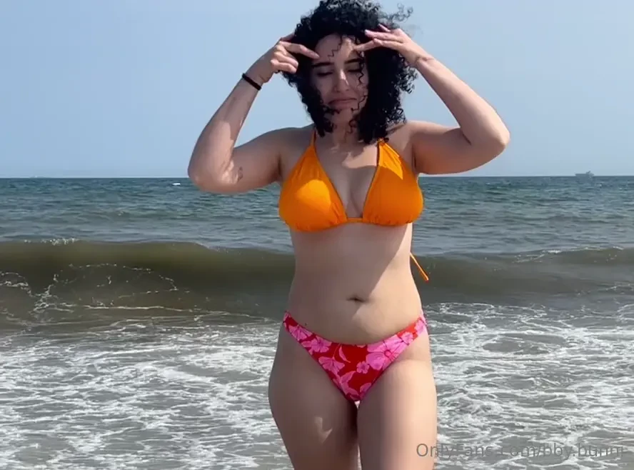 Would you be able to control yourself on a beach date w me part 1 