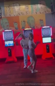 Jamie loses to gracie at darts and has to pay up with a public atomic