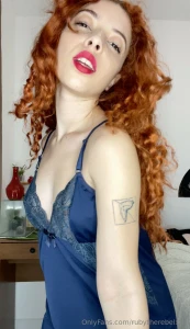 Slaying the game one sexy pic at a time