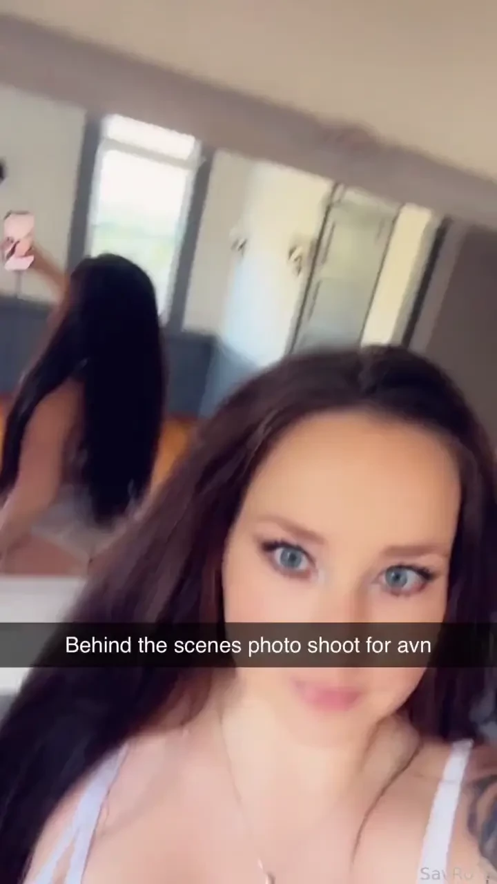 Making pix to sell at avn behindthescenes savrose free photoset 