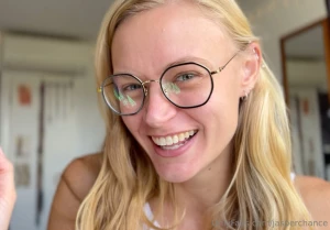 Tongue fetish joi gaze at my 6 long tongue while i give you part 3