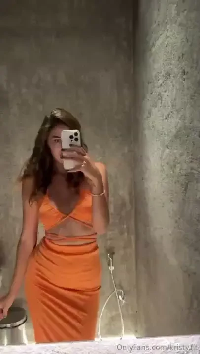 An exquisite evening calls for the perfect dress wrapped in elegance 