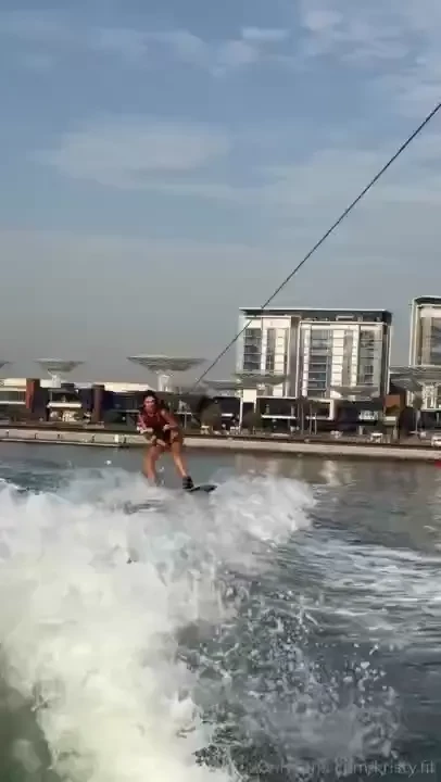 Can you surf the waves 