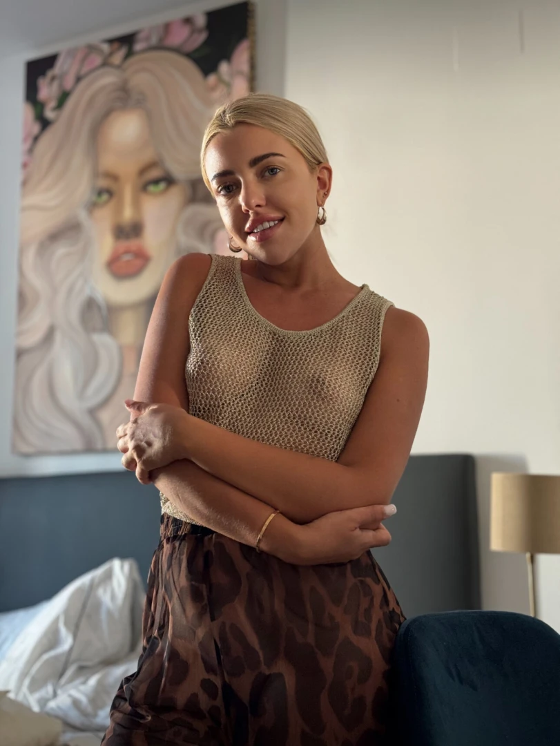 Notice the little things like how this top barely hides what it 