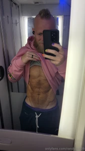 I had a long international flight last weekend and i needed to drain