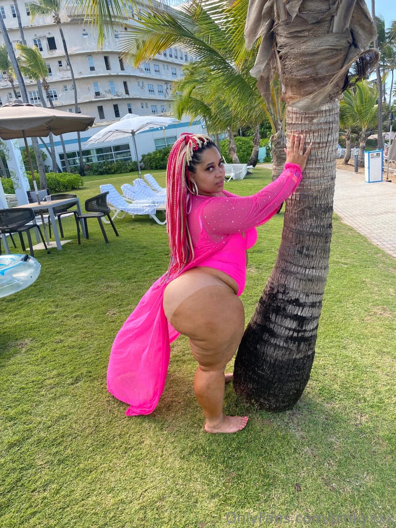Guess what i m not wearing under this part 24 