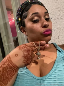 I like it when you look at me like that part 1