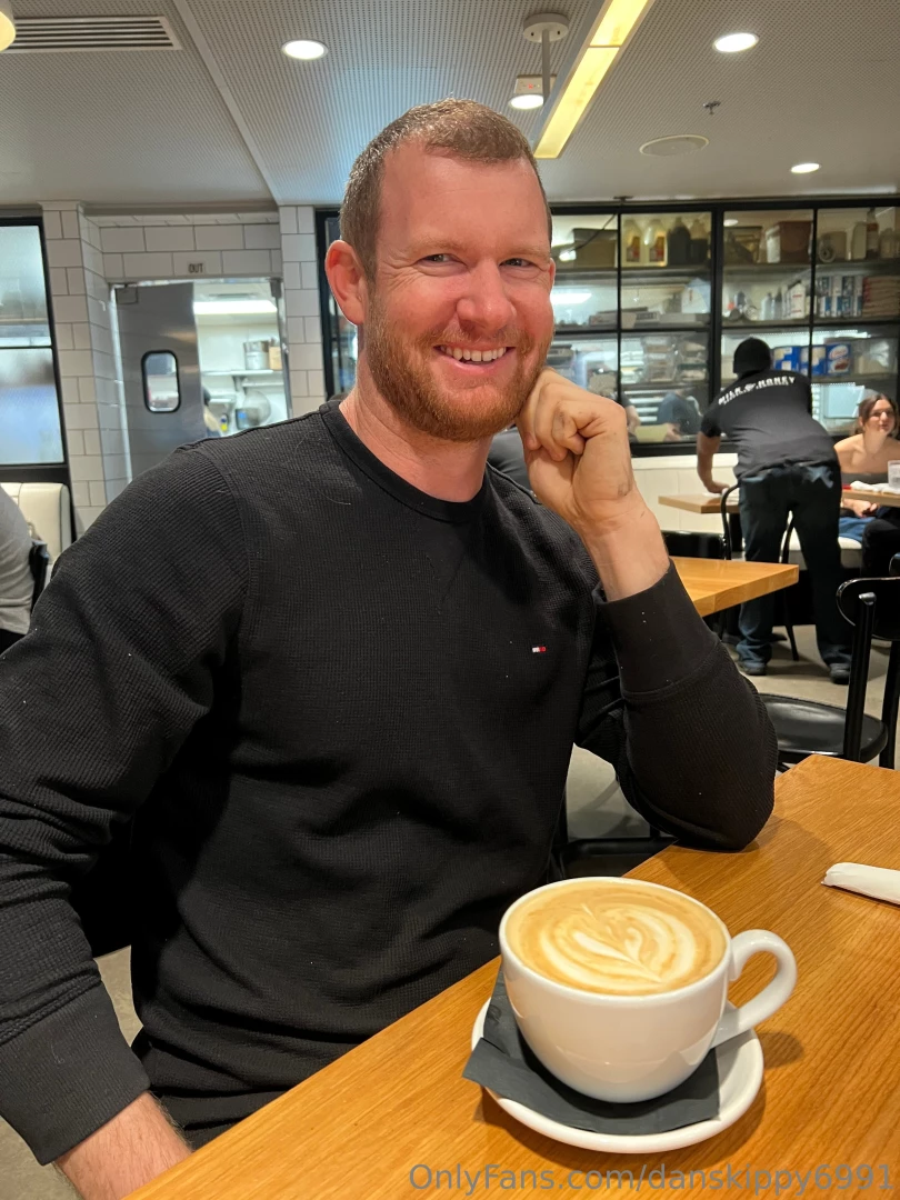 Happy monday part 2426 