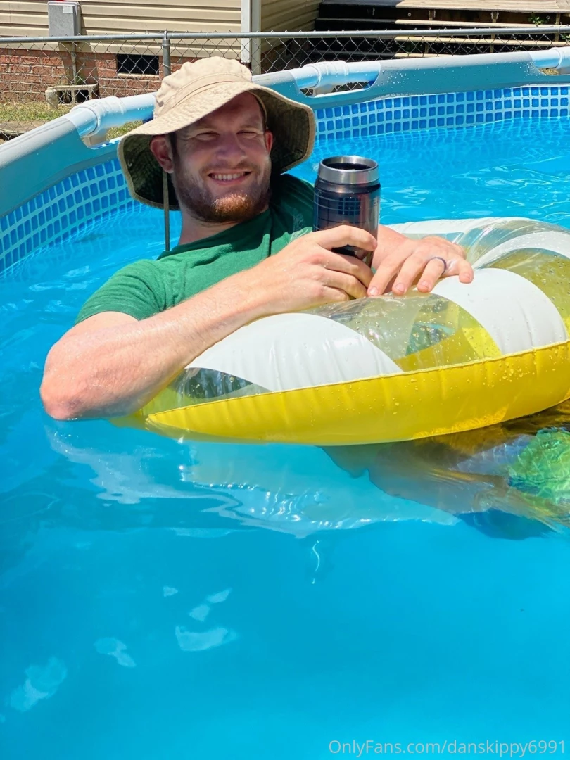 Happy friday part 2376 