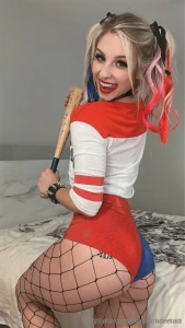 Cheerleaderkait loves creampies sub to her if you d give her one https