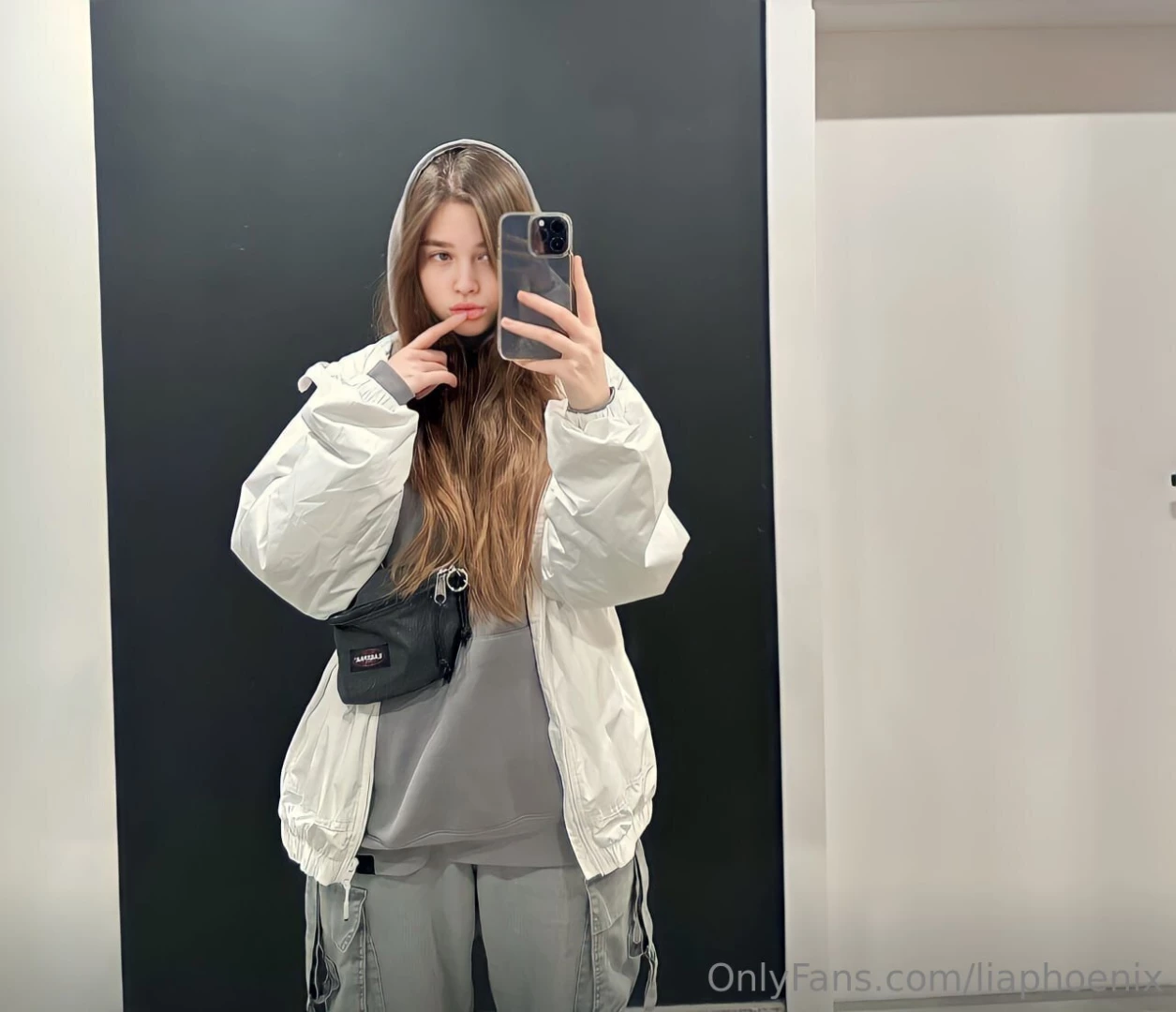 Maryylove her tight huge ass needs your hard cock inside can you spank part 306 