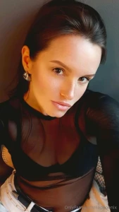 My day went well today i spent the whole day at work then had lunch