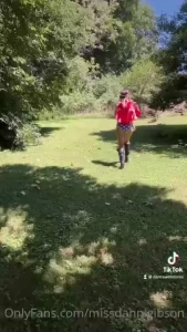 If you want some custom wonder woman content dm me i ll be making some