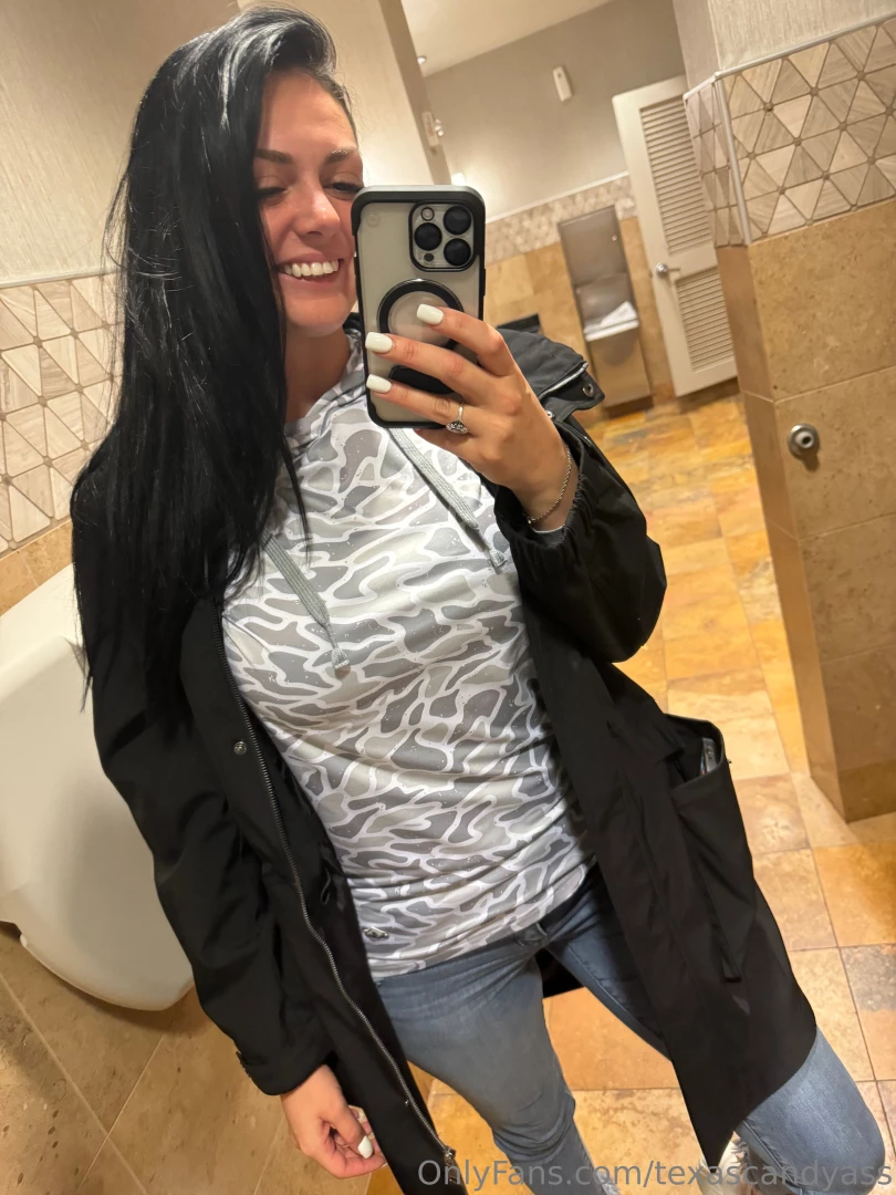 Do you want to see my piercings 