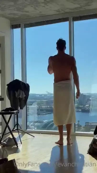 New grwm watch me play some music and catch a little vibe before you 