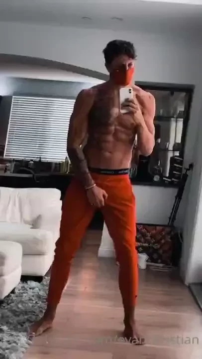 Got somebody coming over to take care of me tonight life is good 