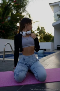 Morning stretch with me part 1