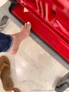 Come with me shopping for shoes at target i tried on a bunch of sexy part 5