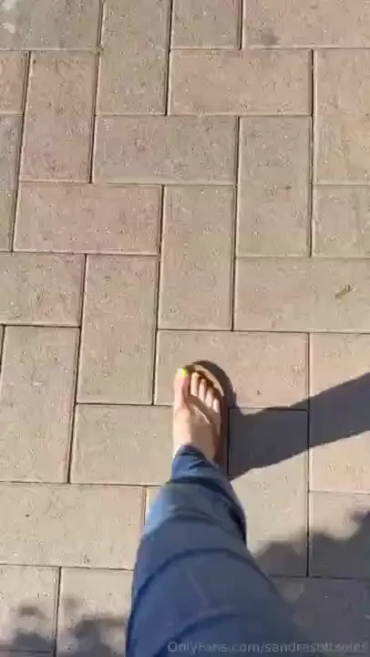 New color i think a foot boy may have recognized my feet at starbucks part 4 