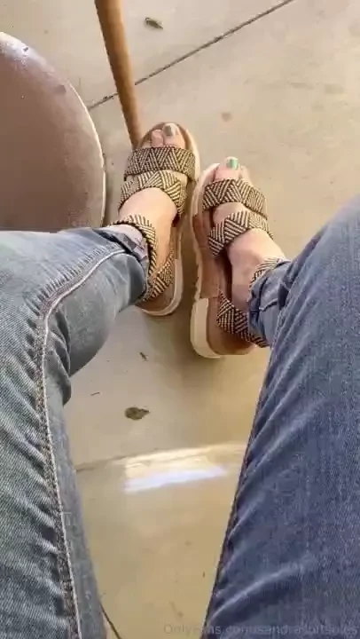 I love this coffee shop i always sit in the same spot would you stop part 6 