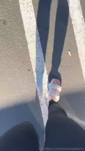 Little saturday stroll after giving myself a pedicure and hanging out part 3