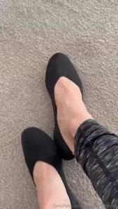 2 short videos 1 free clip bunch of pics just playing with my flats no part 2