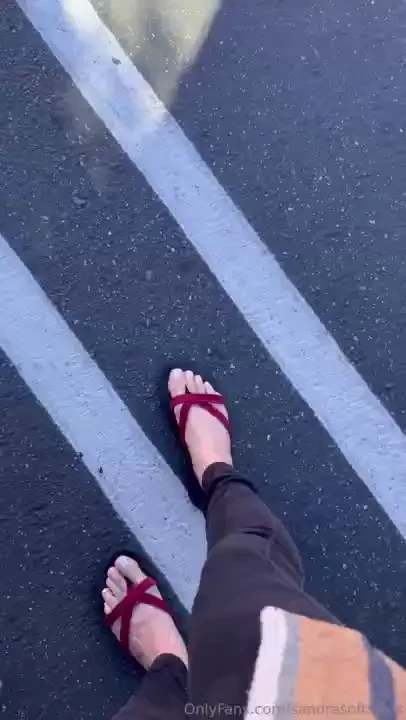 Need some help relaxing i hope jerking off to my flip flop feet will part 3 