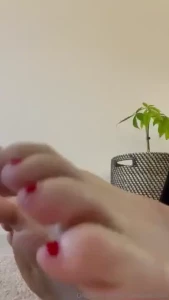 Toes and soles tell me what you think
