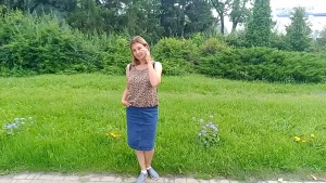 I like to walk in the park