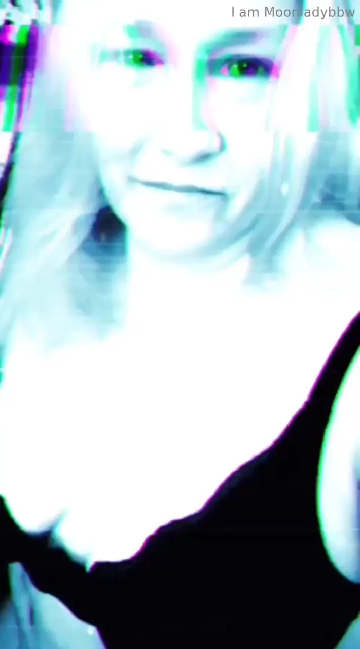 It s moonlady s birthday today check your dms all non-creators 