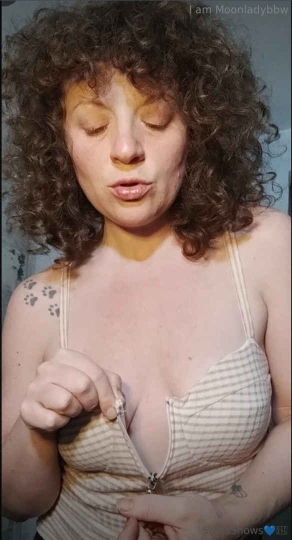 Soniafree ad discover her intimate wild world 