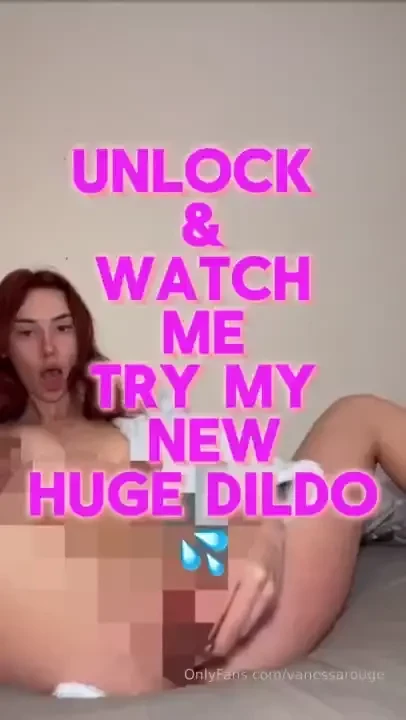 Watch me use my holes and make myself squirt all over my bed i made 