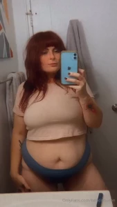 Some cute selfies and a whole lot of titties
