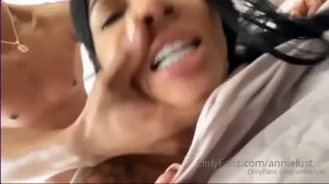 This papi was pounding my pussy so good in doggy style i could feel