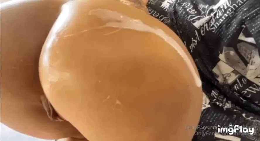 My ex with an huge dick came over to pound my delicious ass with his 