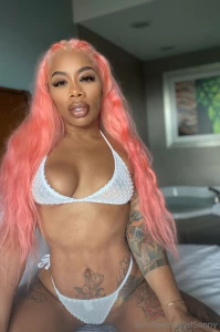 Goodmorning babe cum wake me up up