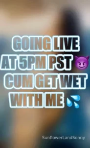 Cum get wet with me on live at 5pm pst daddy feelin naughty n i have a