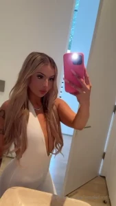 Blonde realness
