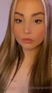 I have new nudes i wanna show you guys tip me if you want a strip