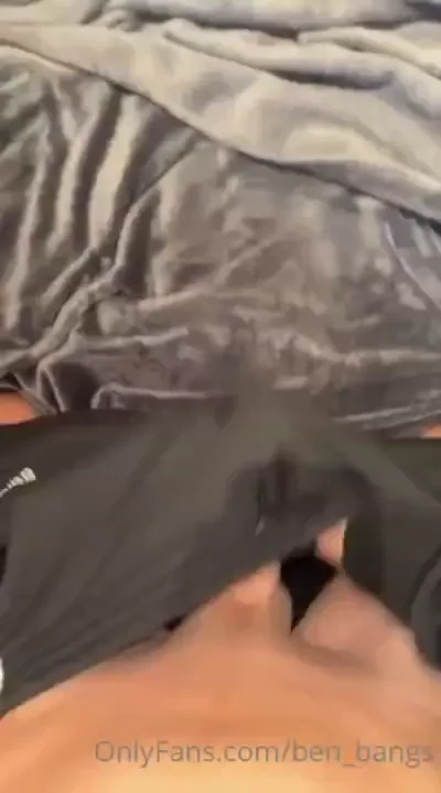 I jerked off in the pants of a fan who wants this too 