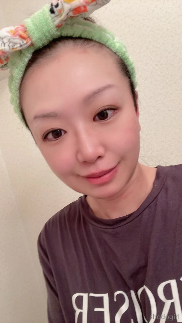 Today i m embracing the natural look 