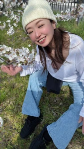 I miss the way the cherry blossoms made everything feel magical do you