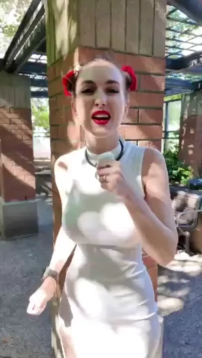 It s wet vs dry see the uncensored on piperblush 
