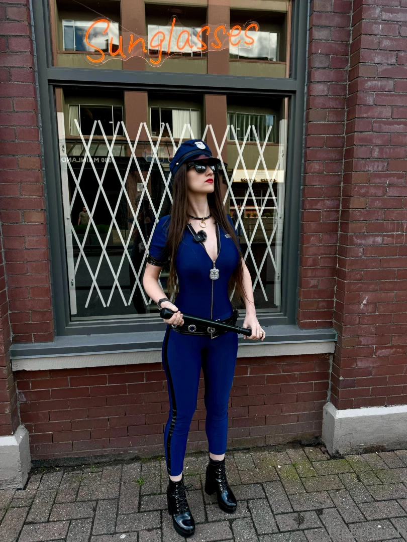 Piper s a cop now for will it fit friday s fashion police part 2 