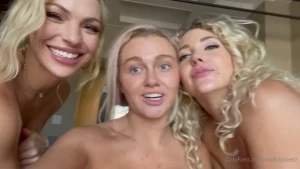 Thesaraames kristinelise and i had so much fun together we decided to