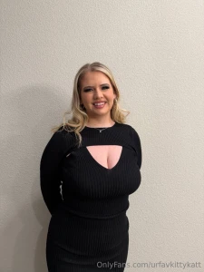 If you want me then hold me tightly coz i m slippery when wet part 76